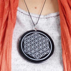 Pendentif Obsdienne gravée Fleur de Vie