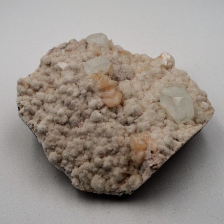 Apophyllite  Calcédoine blanche Pierre brute  ARD5