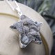 Pendentif fleur de Calcédoine forme Etoile