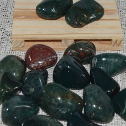 Jaspe sanguíneo piedra rodada unidad