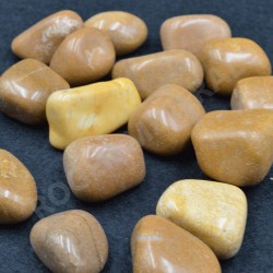 Jaspe caramel pierre roulée à l'unité