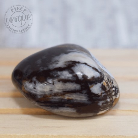 Jaspe polychrome galet 04