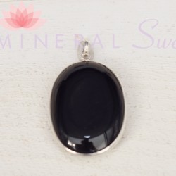 Colgante oval Turmalina negra plata