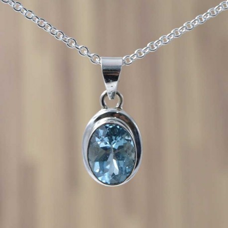 Pendentif Topaze bleue argent