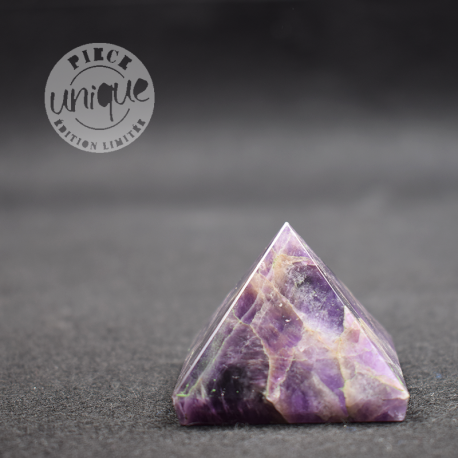 Pyramide Améthyste PAM09