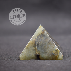 Labradorite Pyramide PLB7