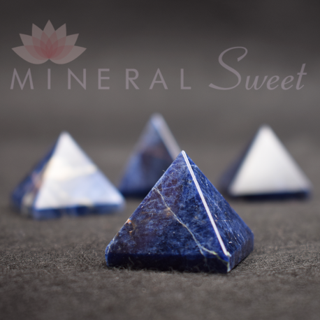 Pyramide Sodalite  3cm