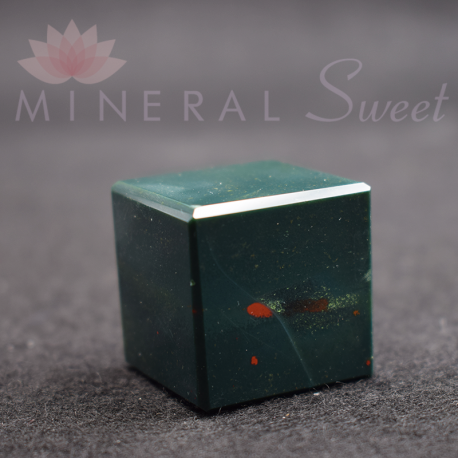 Jaspe sanguíneo cubo 3cm