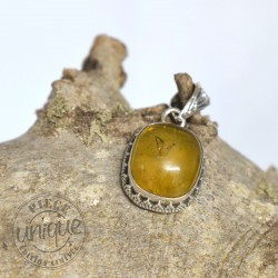 Pendentif Ambre naturel et argent 2