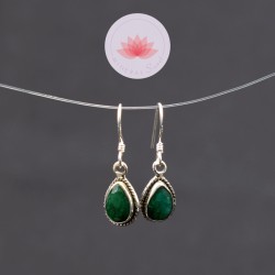 Boucle d'oreille Émeraude facettée serti argent