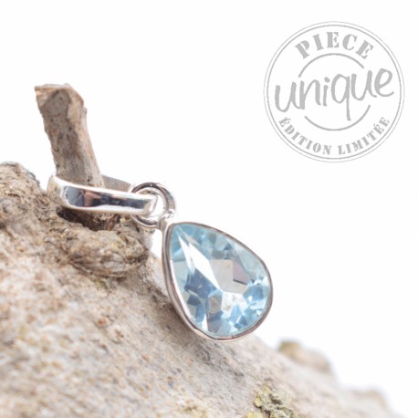 Pendentif Topaze bleue goutte argent