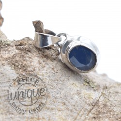 Pendentif Cyanite facetée argent 9