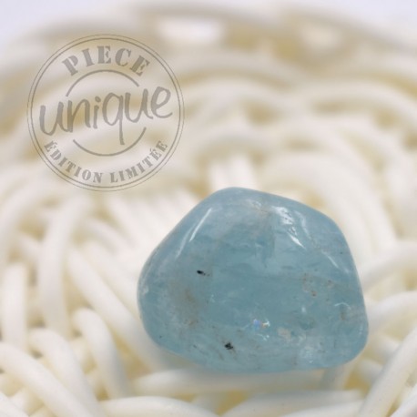 Aguamarina piedra rodada 2