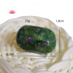 Rubis sur Zoïsite pierre roulée 2