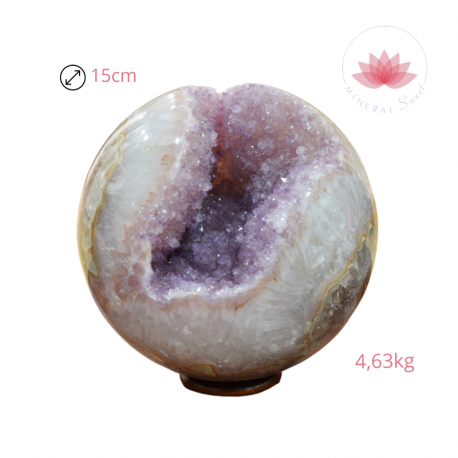 Amatista esfera con cristalizaciones