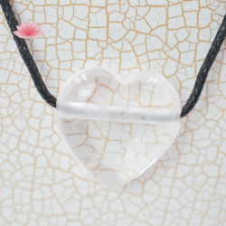 Cristal de roche pendentif coeur 1