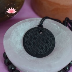 Pendentif Shungite gravée Fleur de vie 3cm
