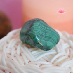 Malachite pierre roulée 5